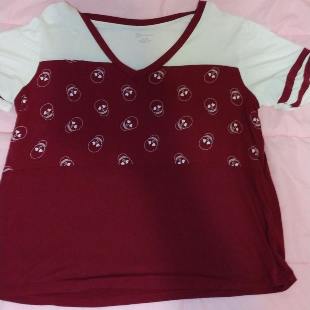 Skull tee
